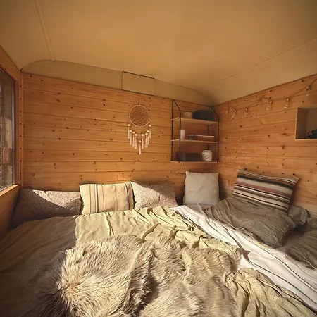 Glamping Maringotka Mana Tvrdkov