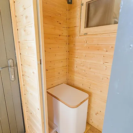 Glamping Maringotka Máňa Campingplads