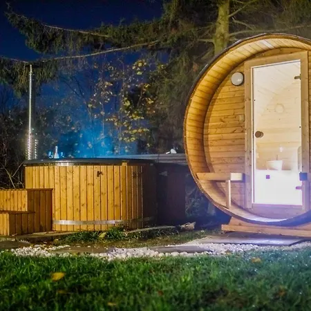 Glamping Maringotka Máňa