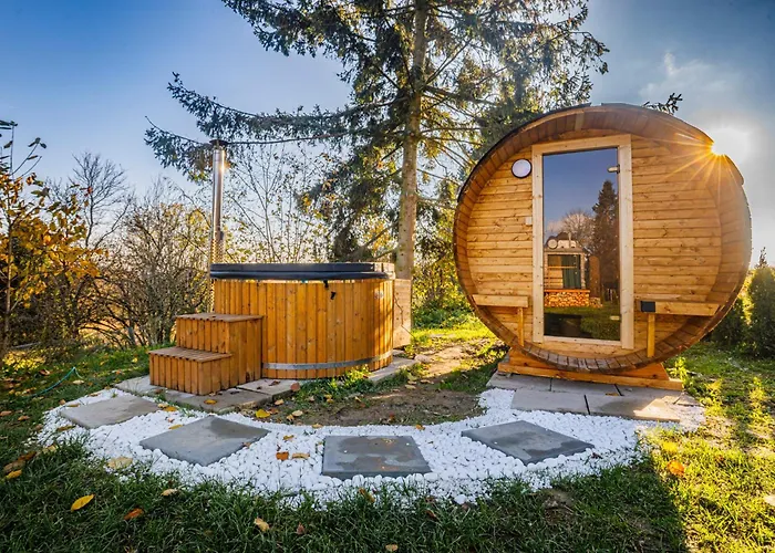 Camping Glamping Maringotka Máňa *