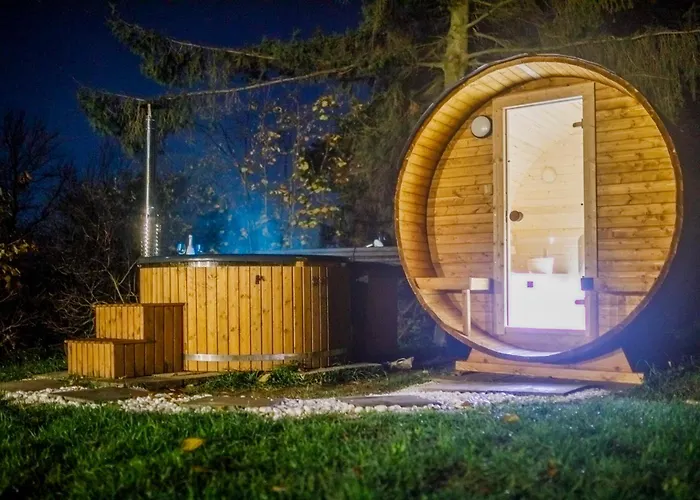 Glamping Maringotka Máňa