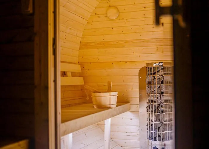 Glamping Maringotka Máňa * Tvrdkov
