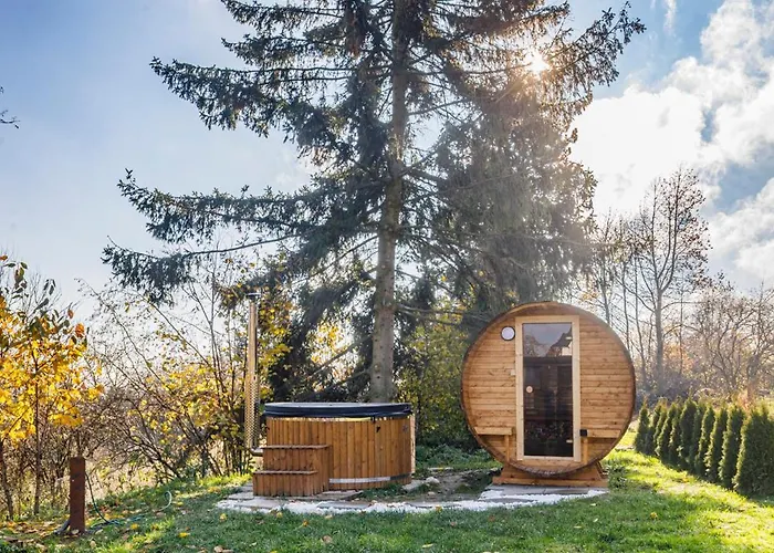 Glamping Maringotka Máňa Camping